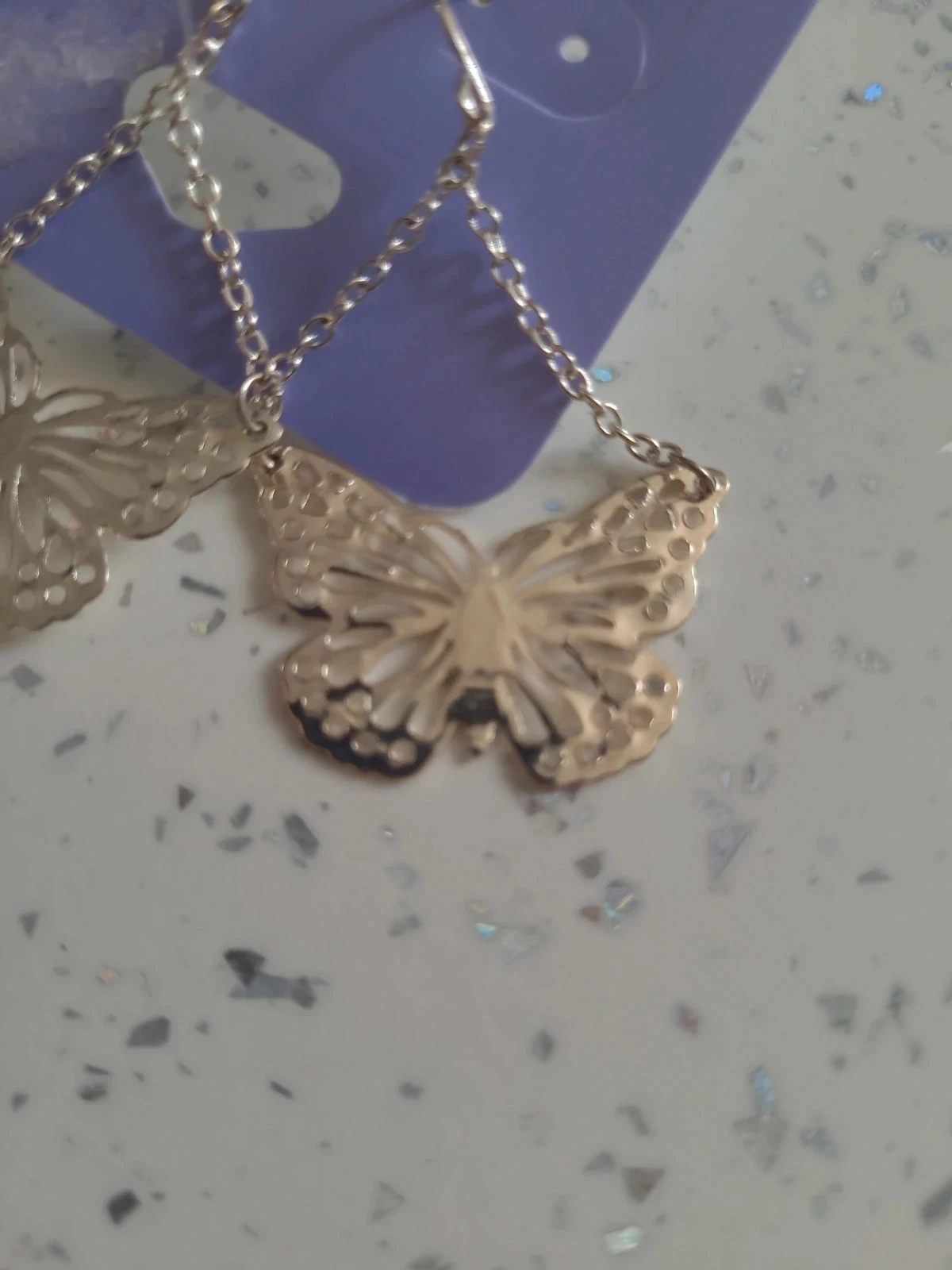 <item 2> – photo 3